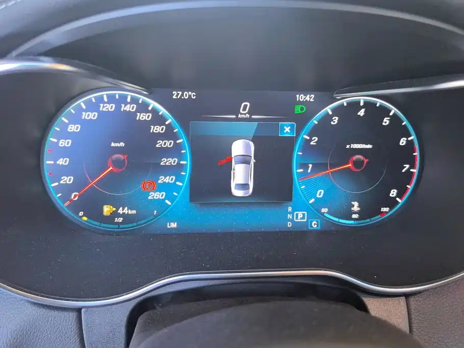 Mercedes-Benz C-Class — миниатюра 14