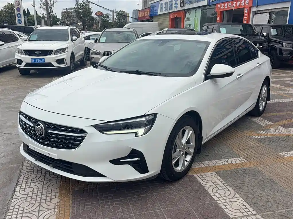 Buick Regal 2021