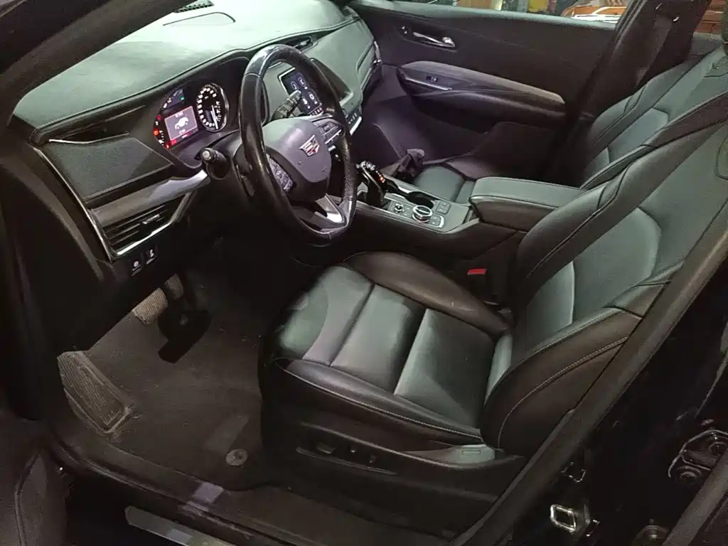 Cadillac XT4 — миниатюра 15