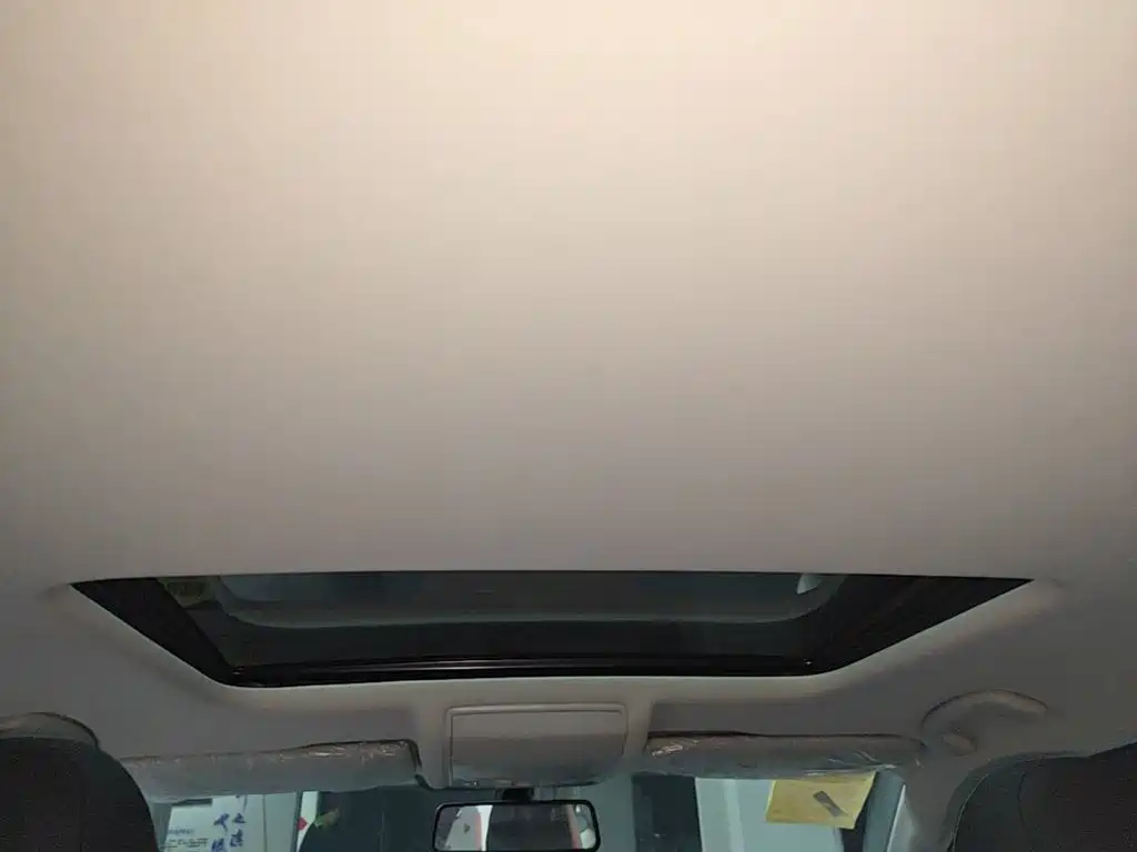 Volkswagen Passat PHEV — миниатюра 18