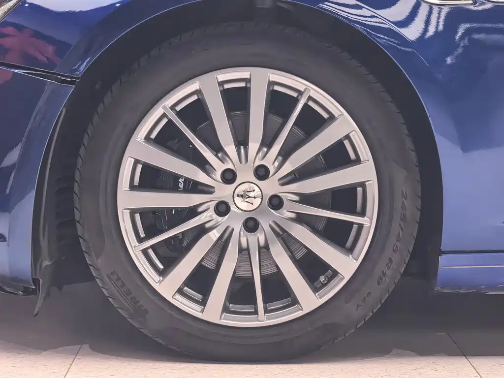 Maserati Ghibli — миниатюра 11