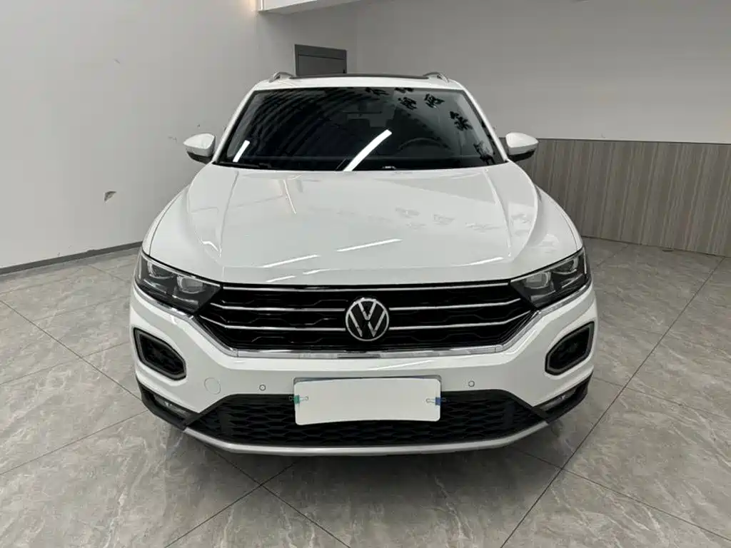 Volkswagen T-Roc — миниатюра 2