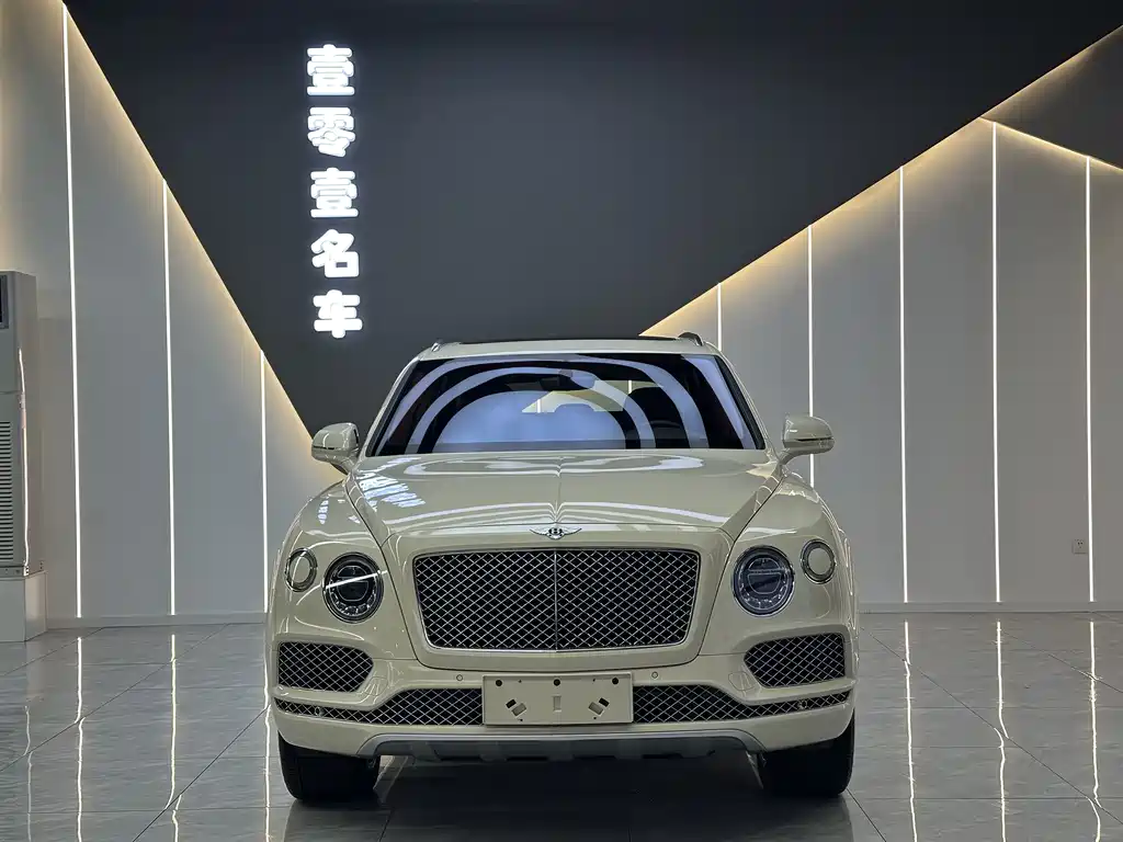 Bentley Bentayga 2017 6.0T Standard