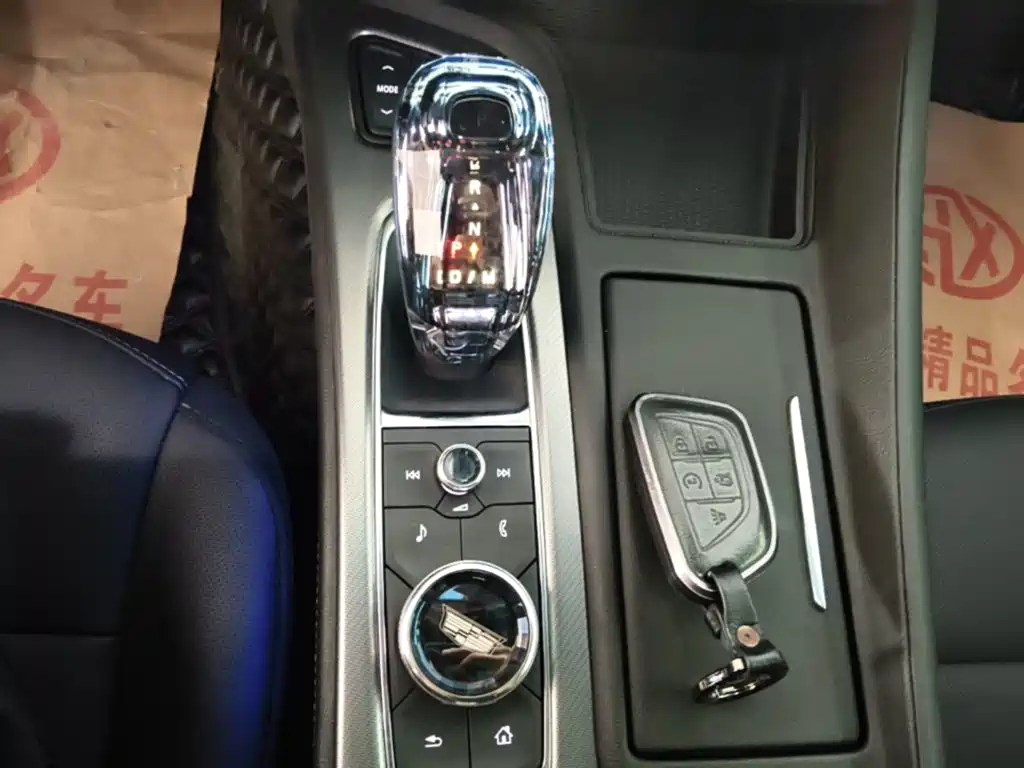 Cadillac CT5 — миниатюра 14