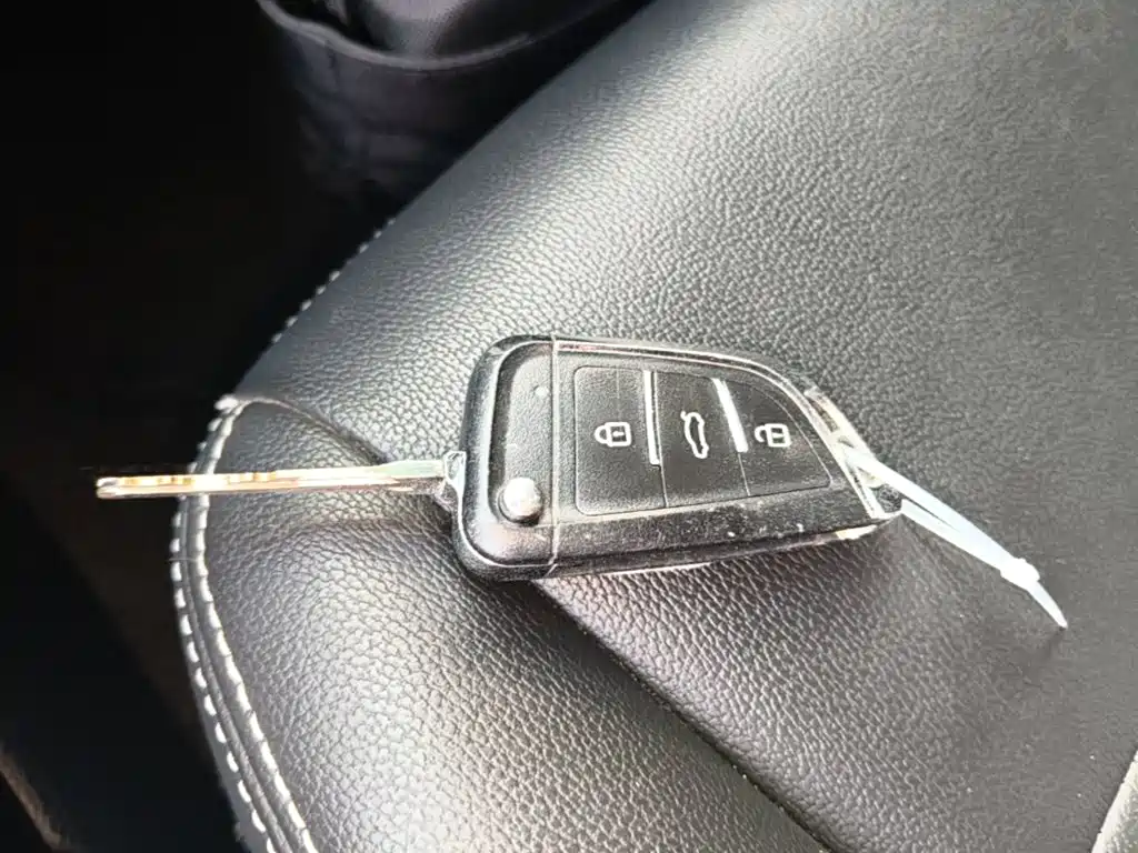 Toyota Yaris L — миниатюра 9