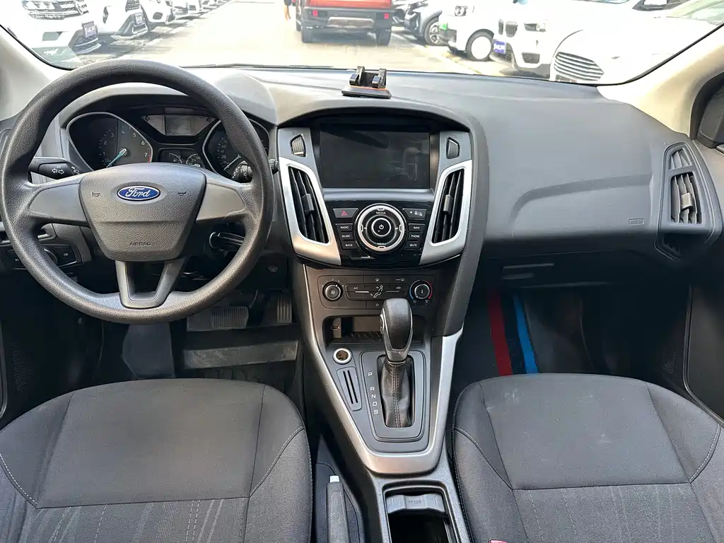 Ford Focus — миниатюра 5