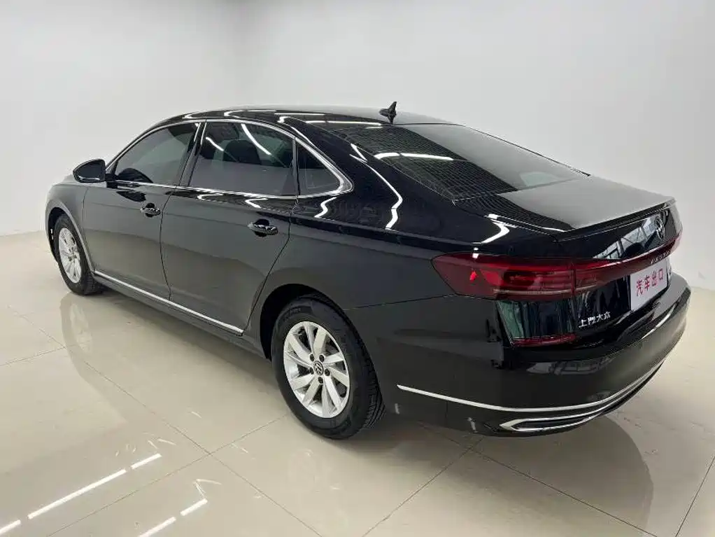 Volkswagen Passat 2023 280TSI