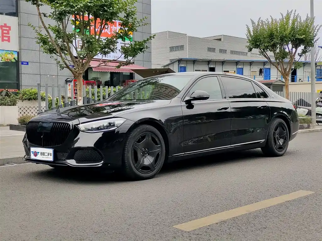 Mercedes-Benz S-Class 2023