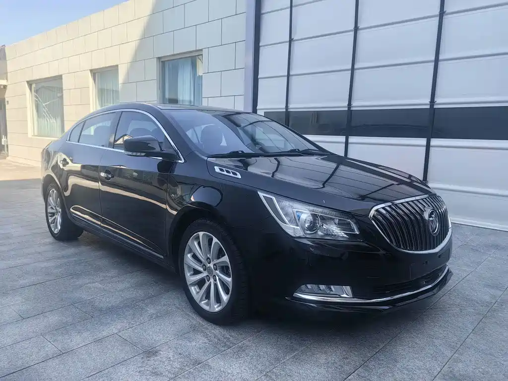 Buick LaCrosse — миниатюра 3