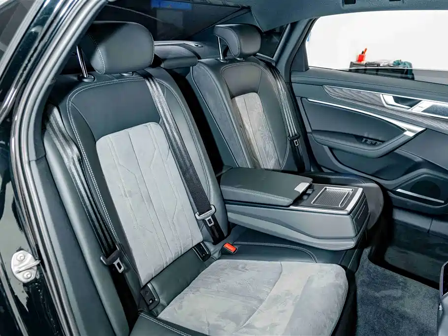 Audi A6L — миниатюра 22