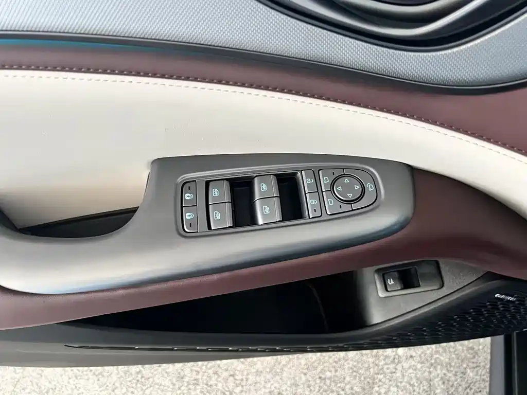 BYD Seal 07 DM-i — миниатюра 26