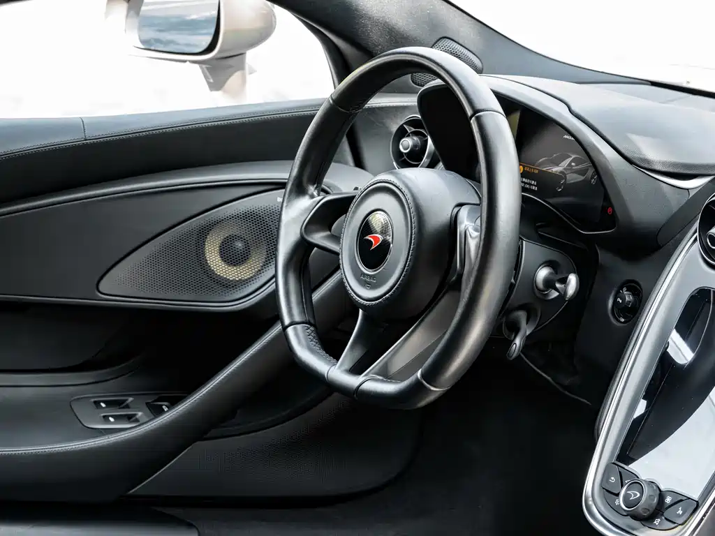 McLaren 570 — миниатюра 12
