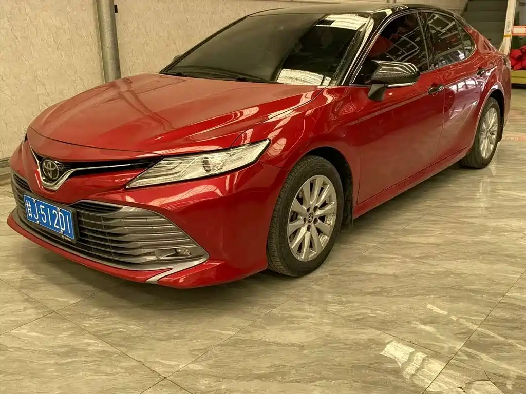 Toyota Camry 2019