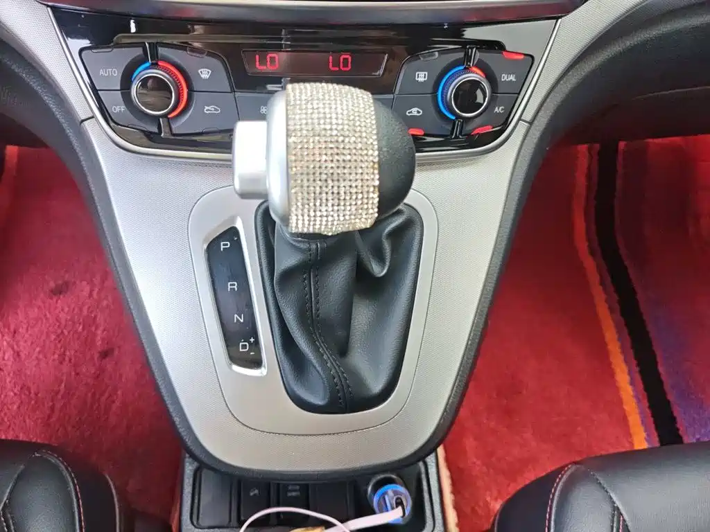 Haval M6 — миниатюра 10