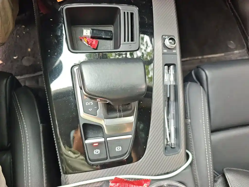 Audi Q5L — миниатюра 15