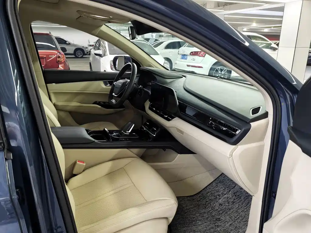 Wuling Victory — миниатюра 4