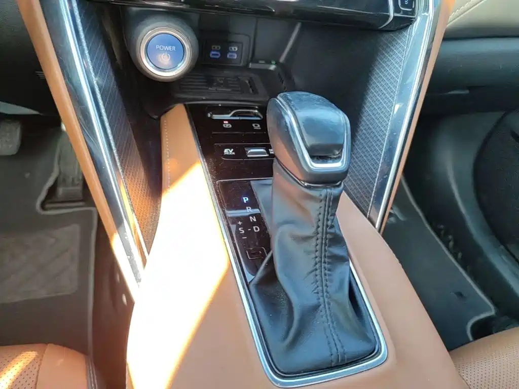 Toyota Venza — миниатюра 14