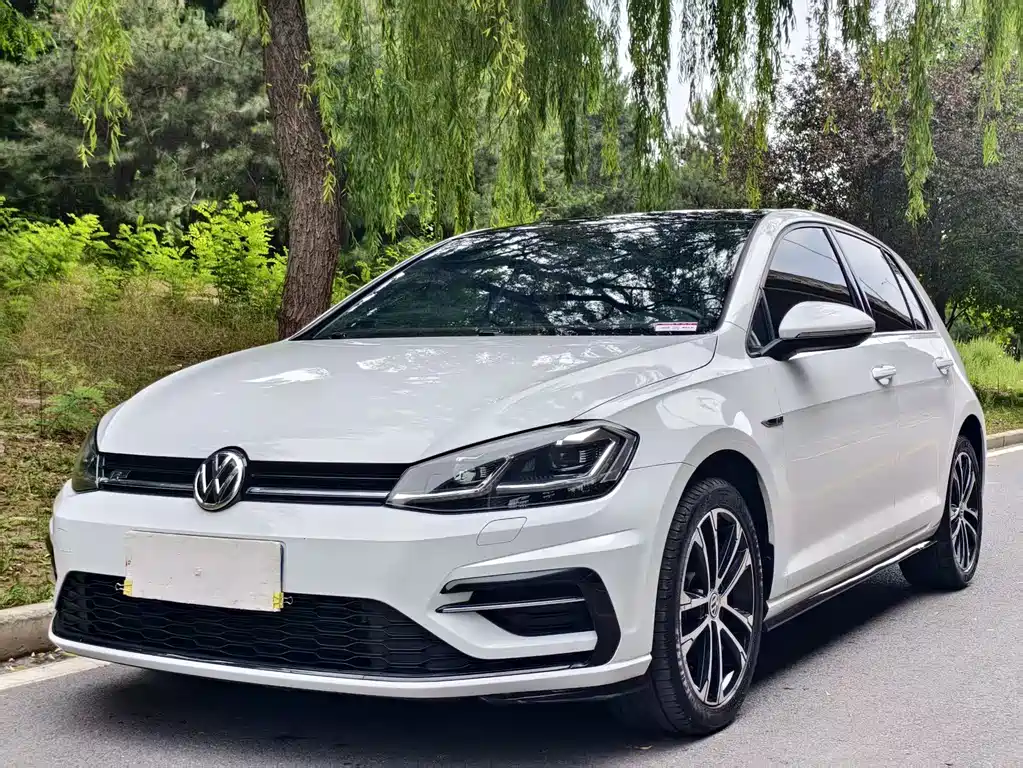 Volkswagen Golf 2020