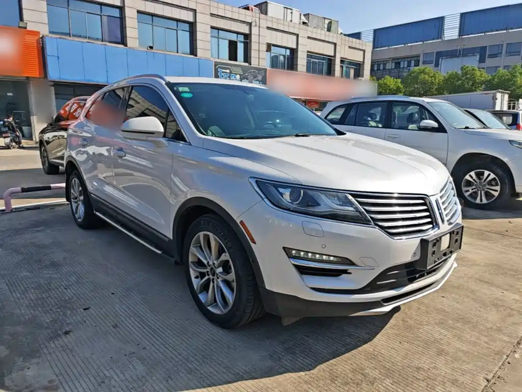 Lincoln MKC — миниатюра 4