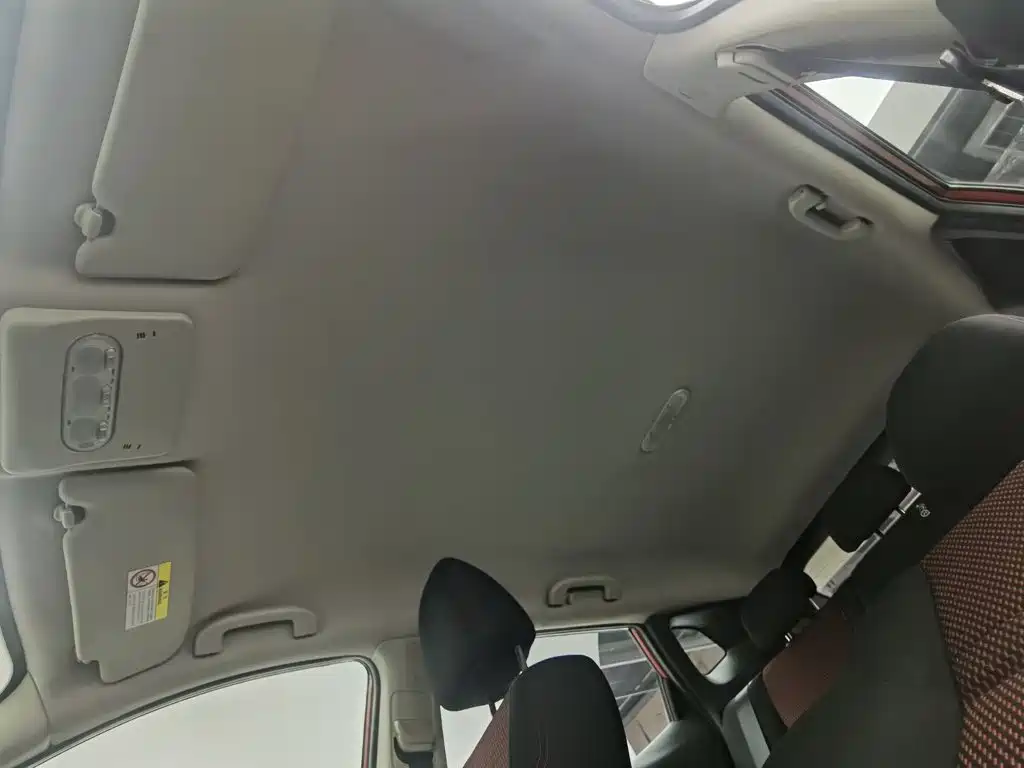 Nissan Qashqai — миниатюра 14