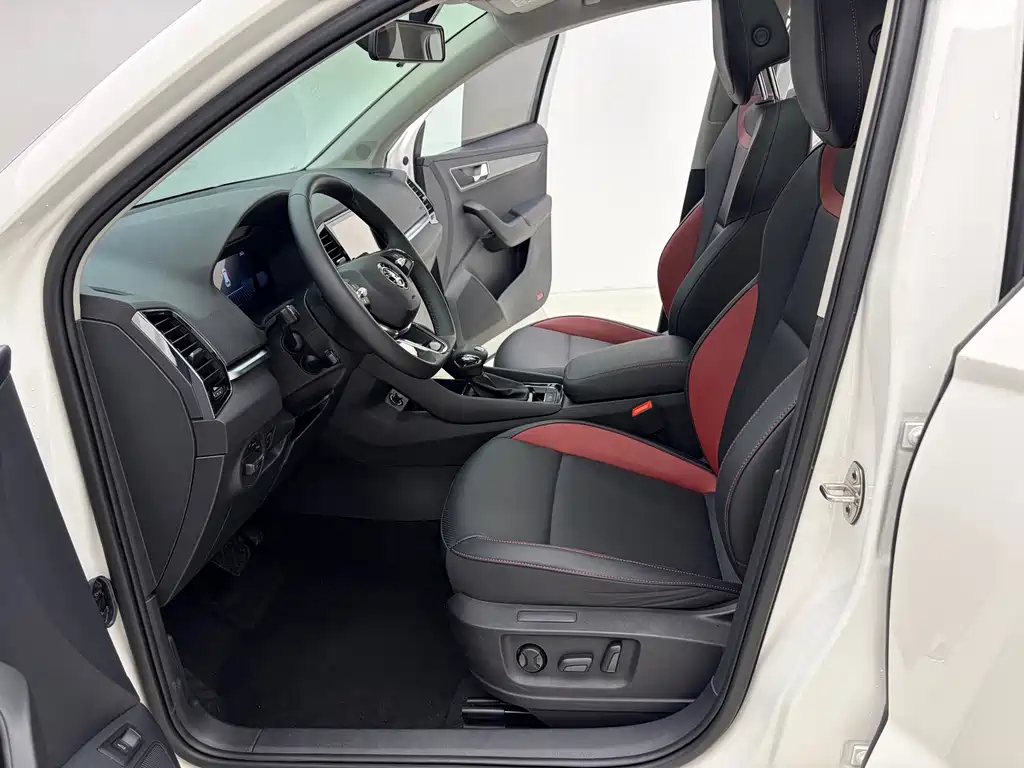 Skoda Karoq — миниатюра 7