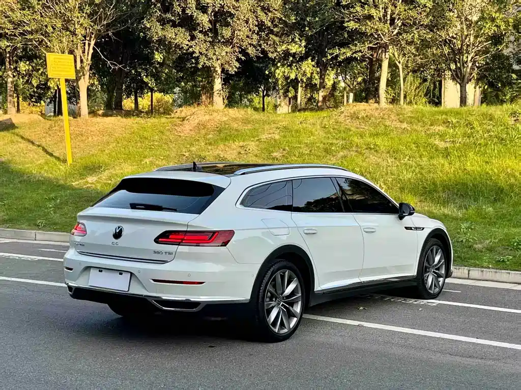 Volkswagen CC — миниатюра 3