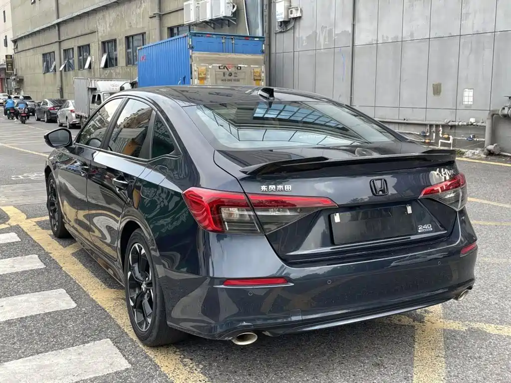 Honda Civic — миниатюра 6