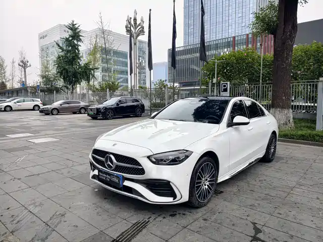 Mercedes-Benz C-Class