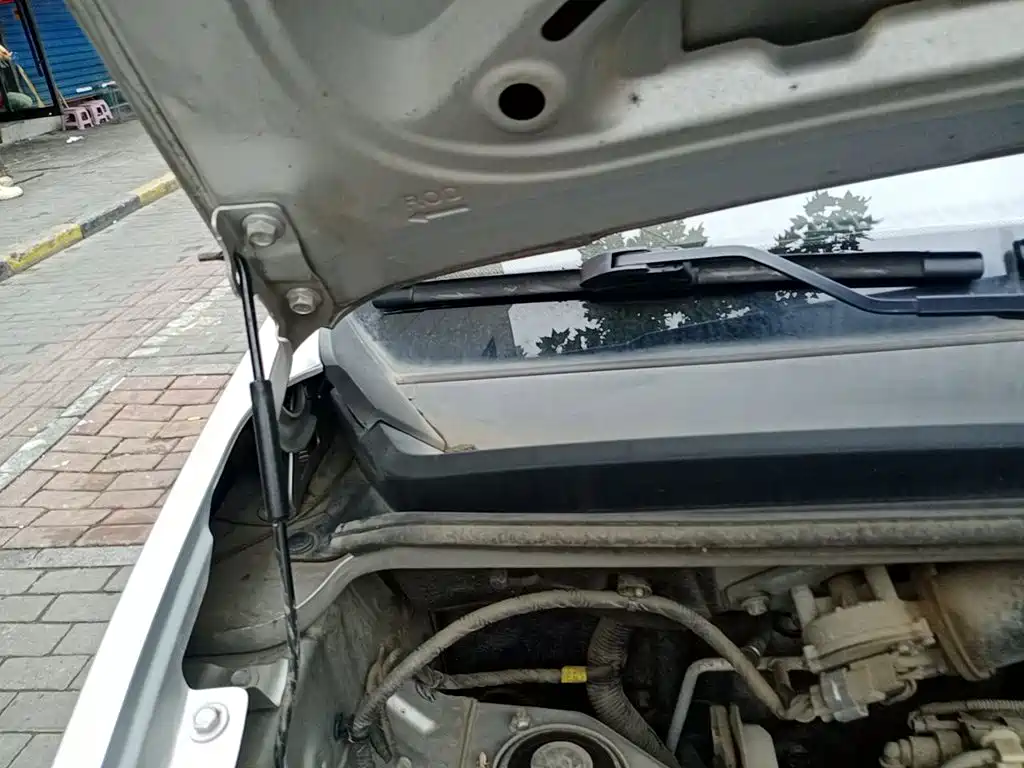 Wuling Hongguang V — миниатюра 21