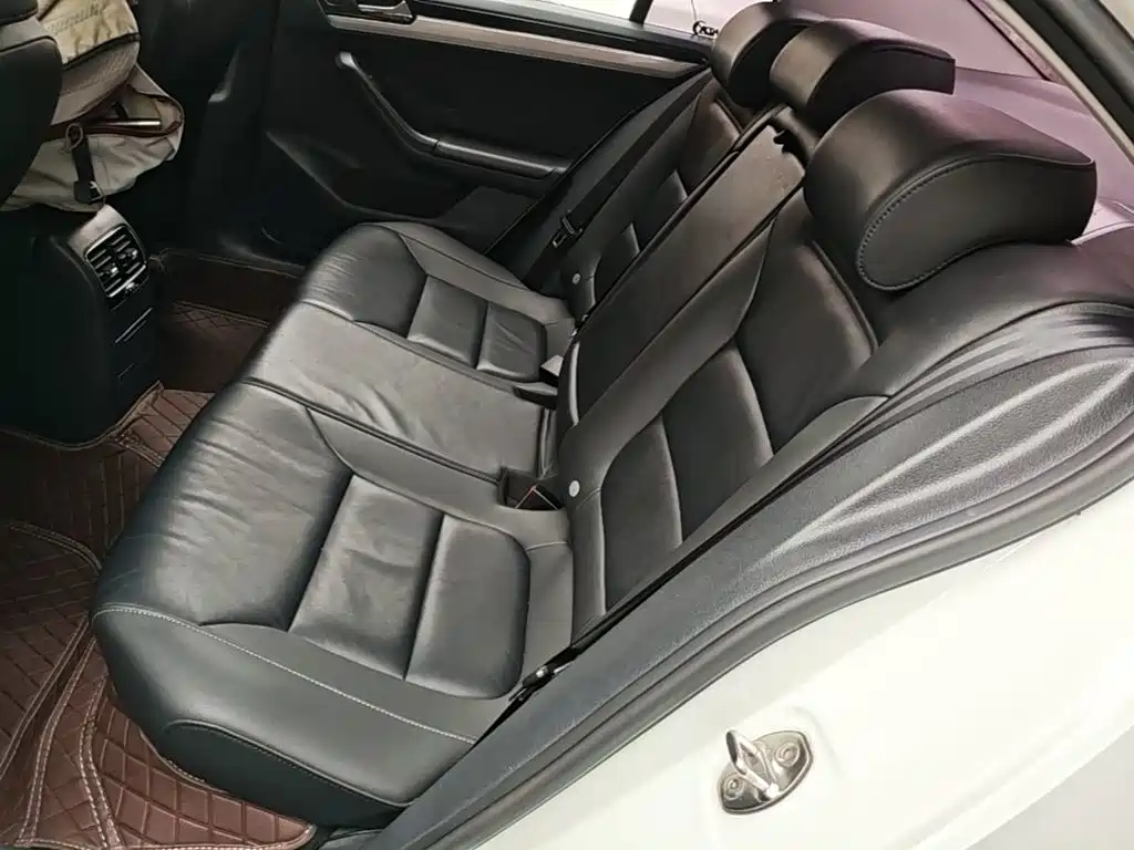 Volkswagen Sagitar — миниатюра 17