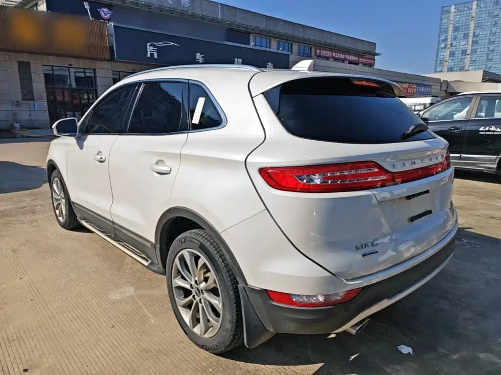 Lincoln MKC — миниатюра 5