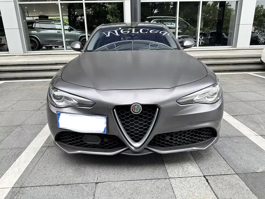 Alfa Romeo Giulia — миниатюра 11