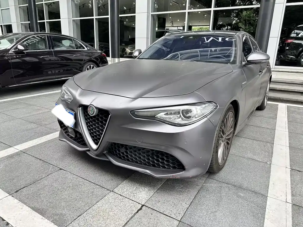 Alfa Romeo Giulia