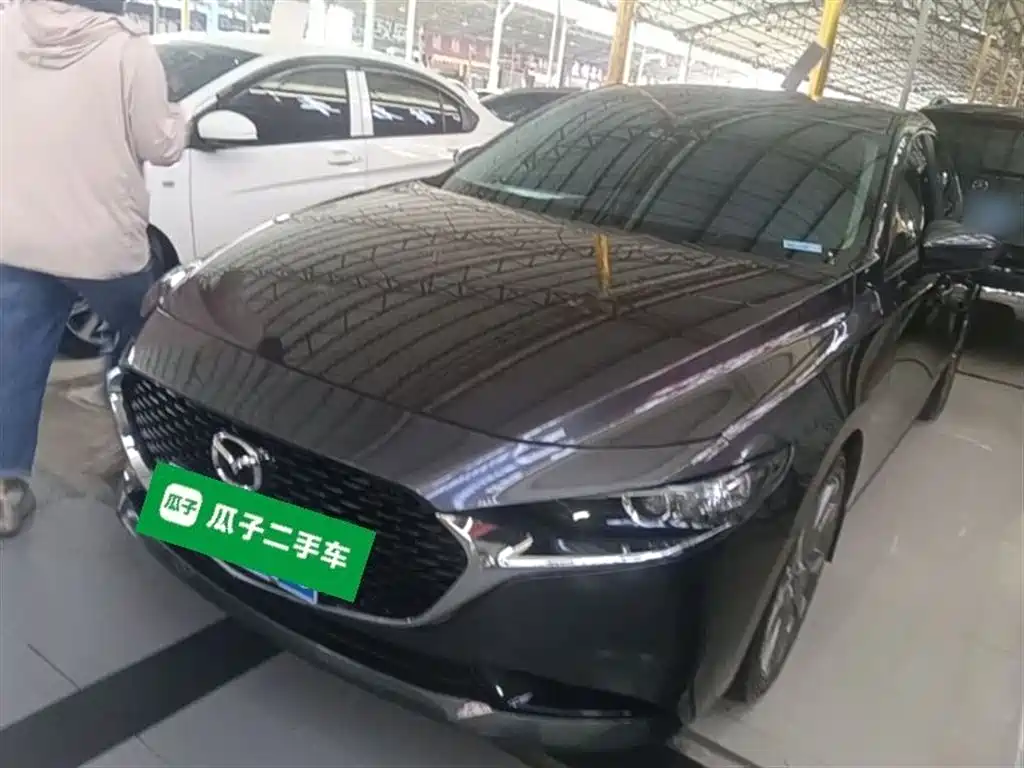 Mazda 3 Axela 2021