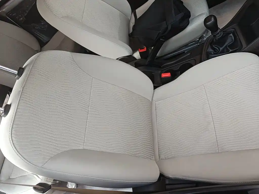 Wuling Hongguang V — миниатюра 25