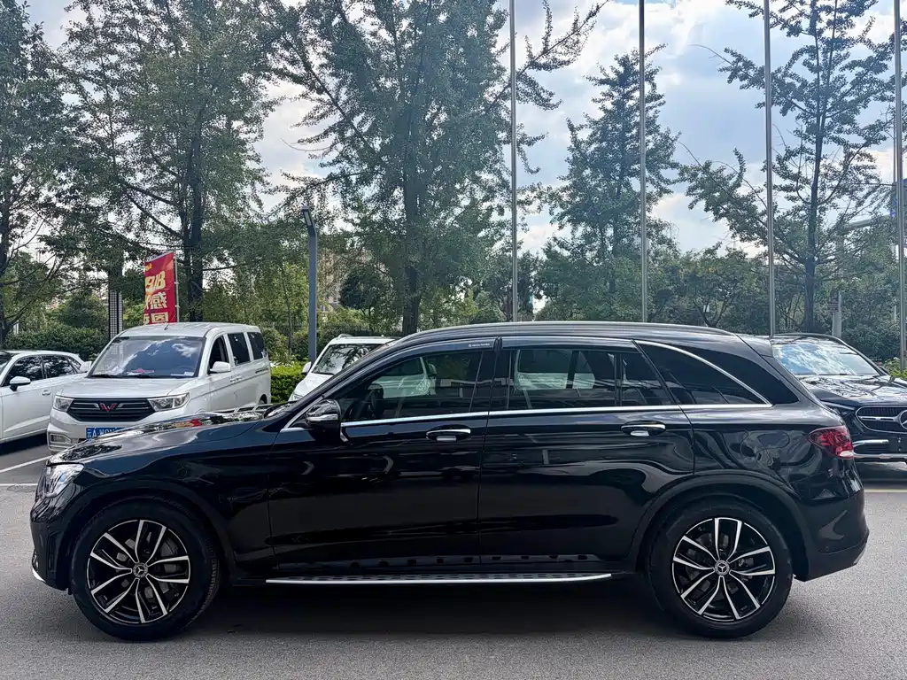Mercedes-Benz GLC — миниатюра 5