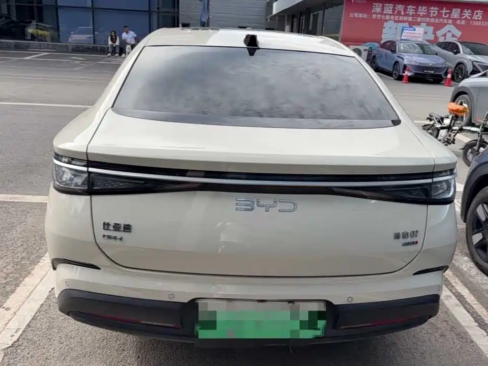 BYD Seal 07 DM-i — миниатюра 4