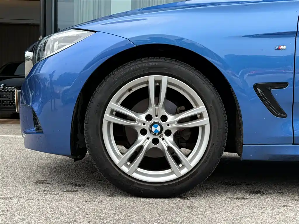 BMW 3 Series GT 3 GT 2018 320i M Sport