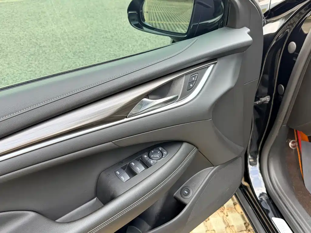 Buick LaCrosse — миниатюра 7