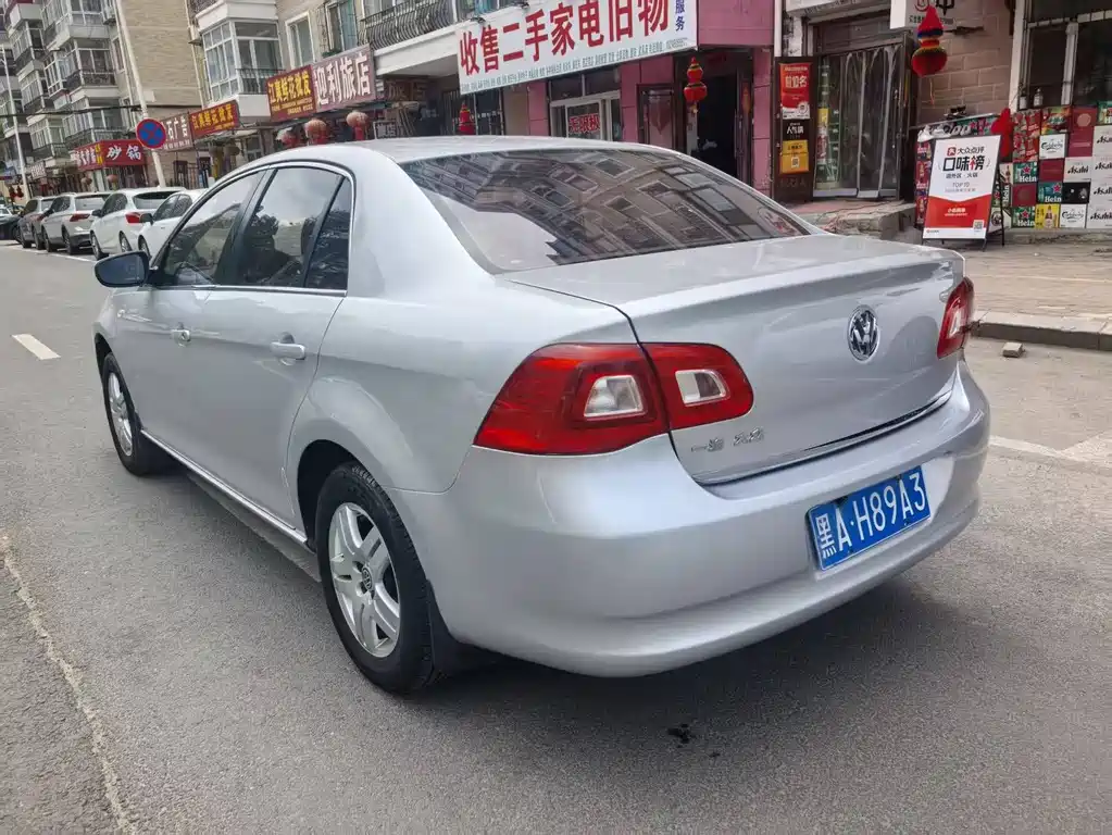 Volkswagen Bora 2011 1.6L AT Comfort
