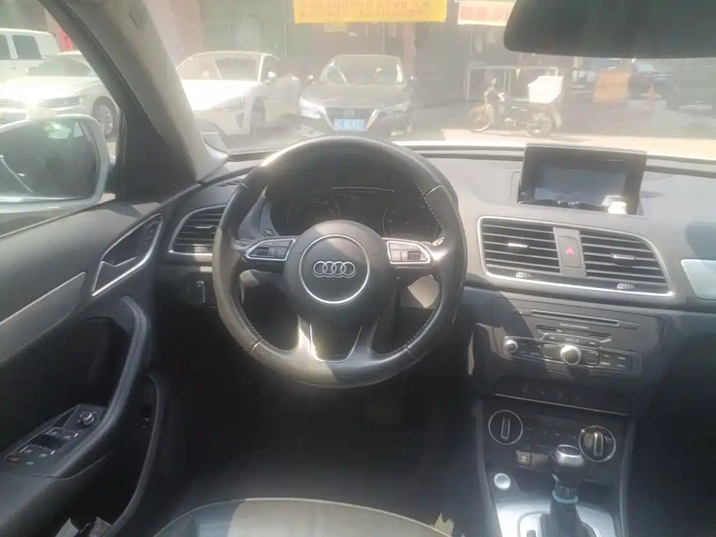 Audi Q3 — миниатюра 11