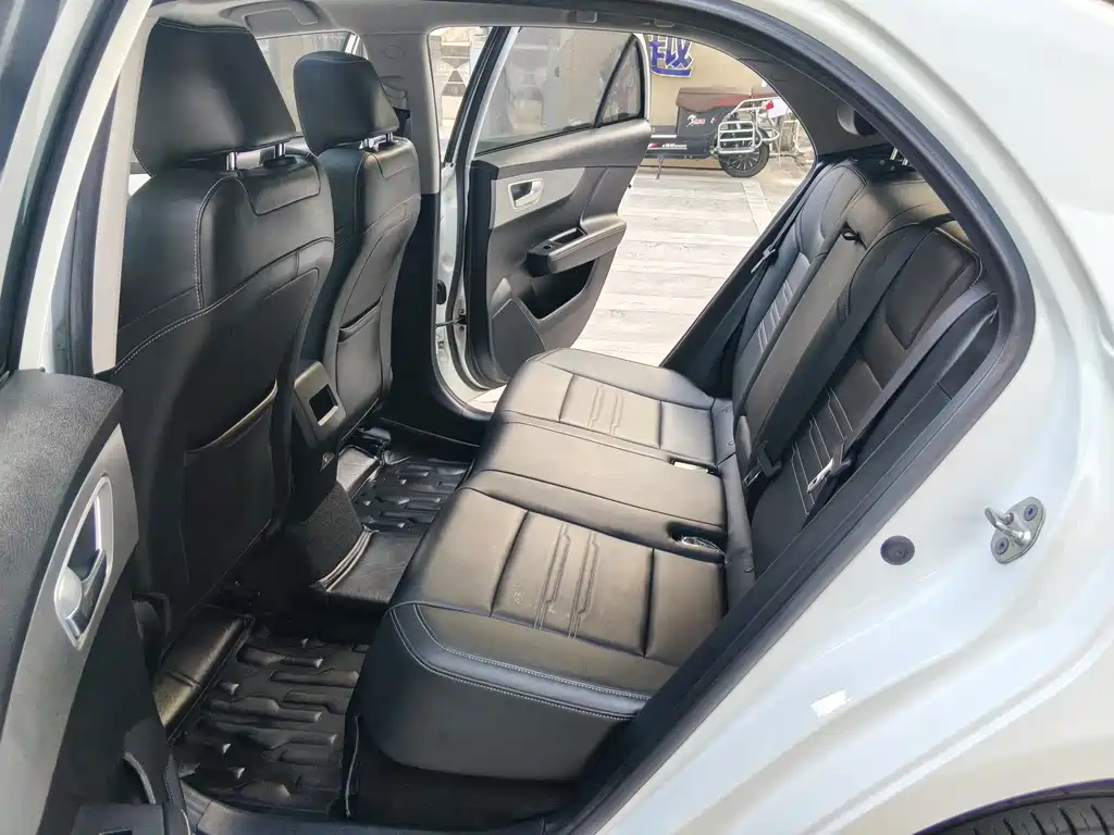 BYD Qin Pro NEV — миниатюра 11