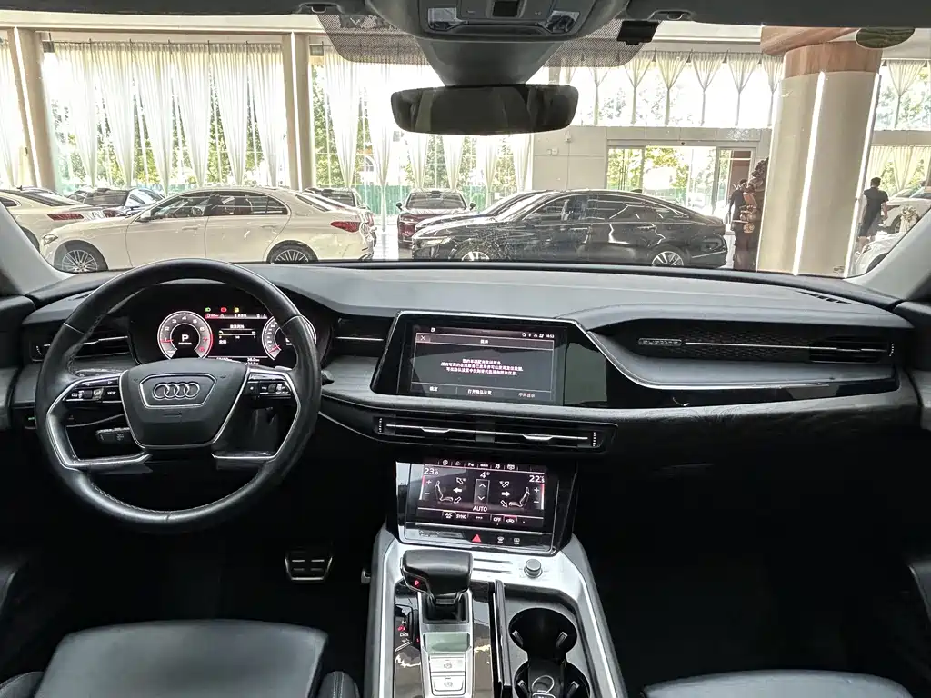 Audi Q6 — миниатюра 18