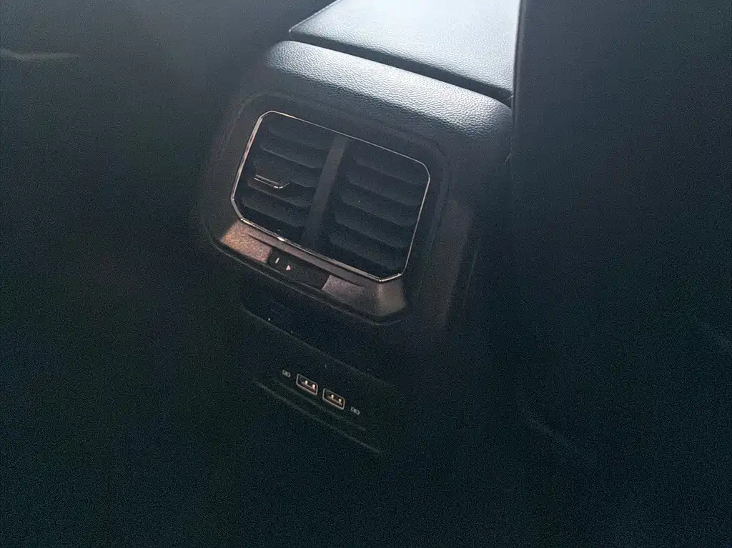 Volkswagen Tiguan L — миниатюра 21