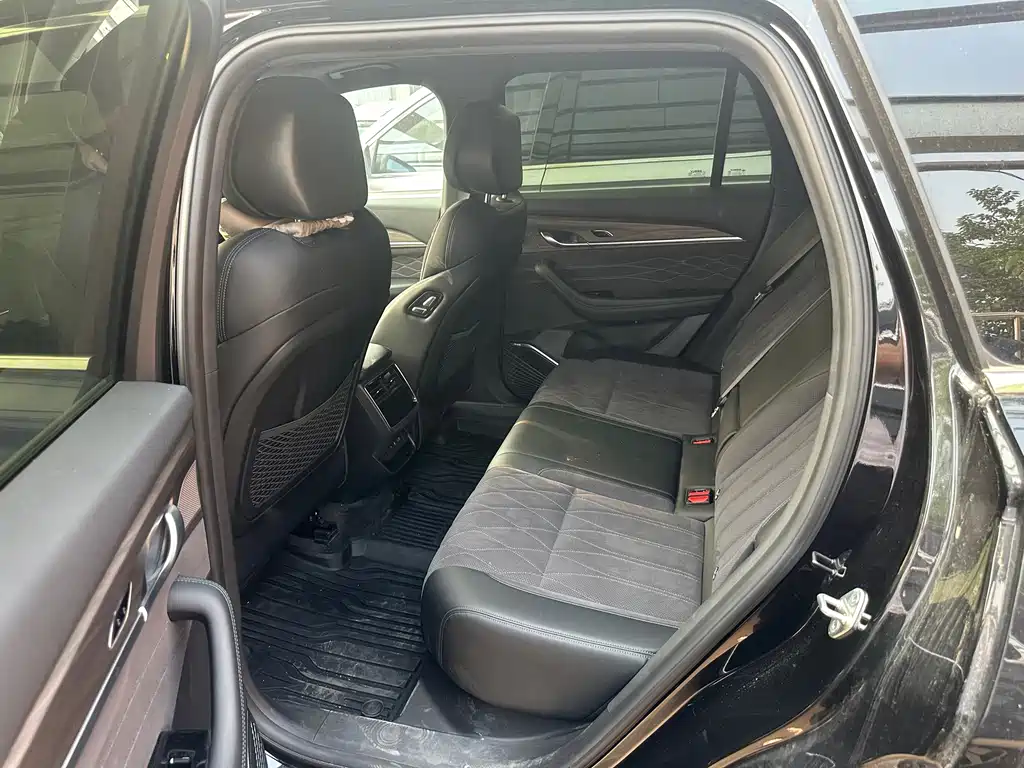 Geely Monjaro L 2025 2.0TD AT