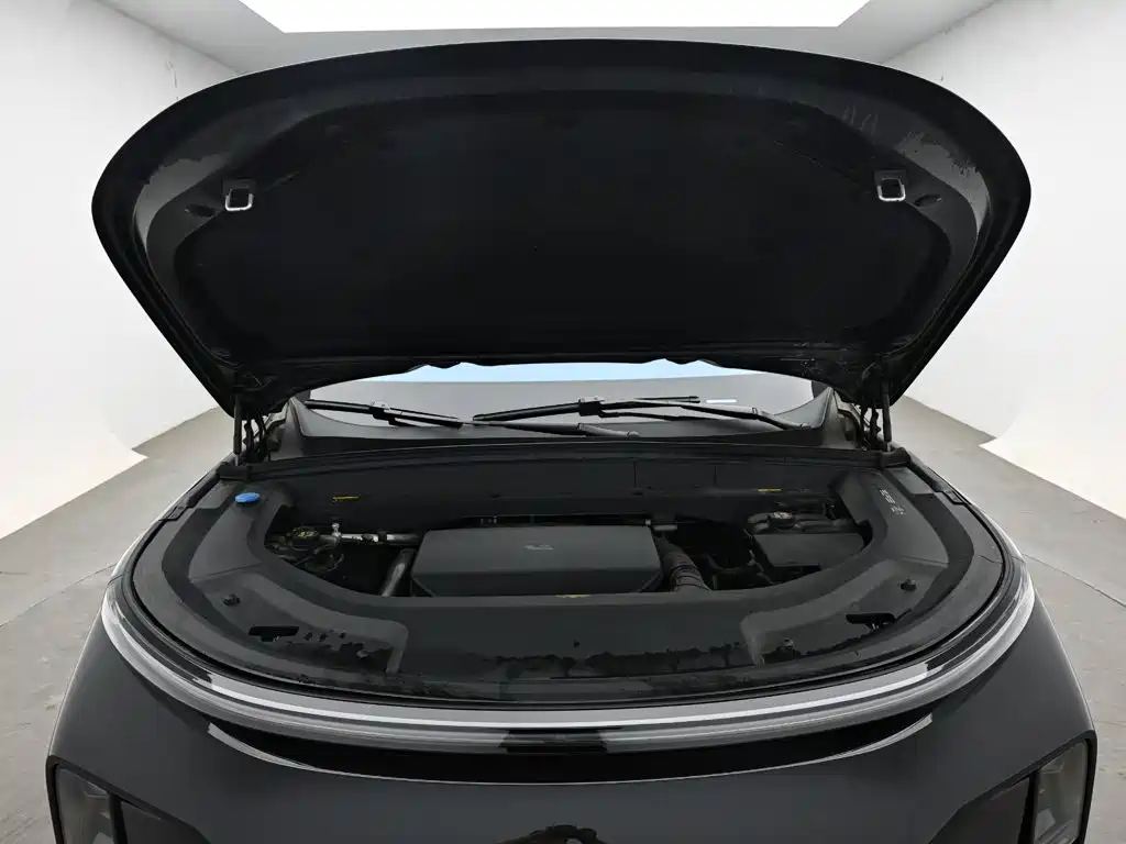 Li Auto Li L8 — миниатюра 16