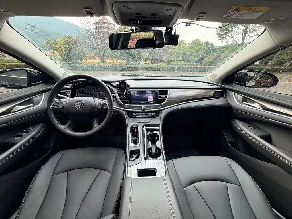 Buick LaCrosse — миниатюра 9
