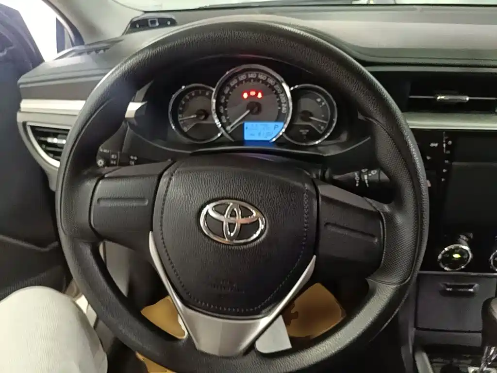Toyota Corolla — миниатюра 11