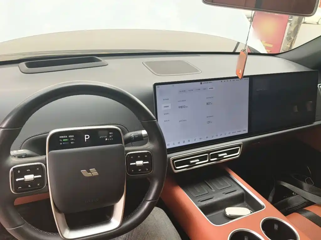 Li Auto Li L6 — миниатюра 10