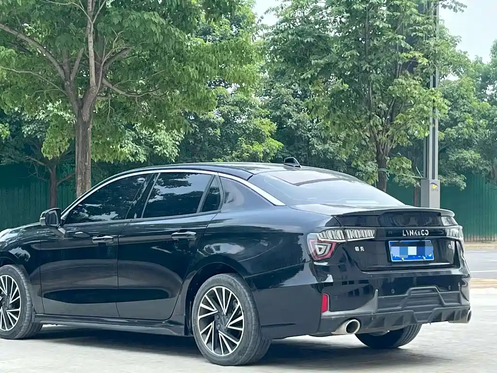 Lynk & Co 03 2019 2.0TD AT Pro
